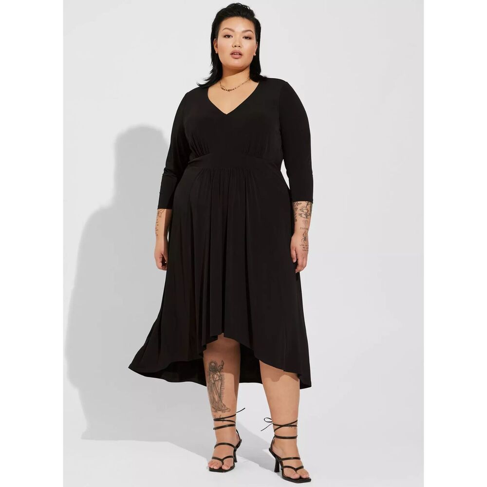 NWT Torrid 4X Deep Black Tea Length Studio Knit Deep V Bodycon Dress Size 26 - Picture 2 of 8